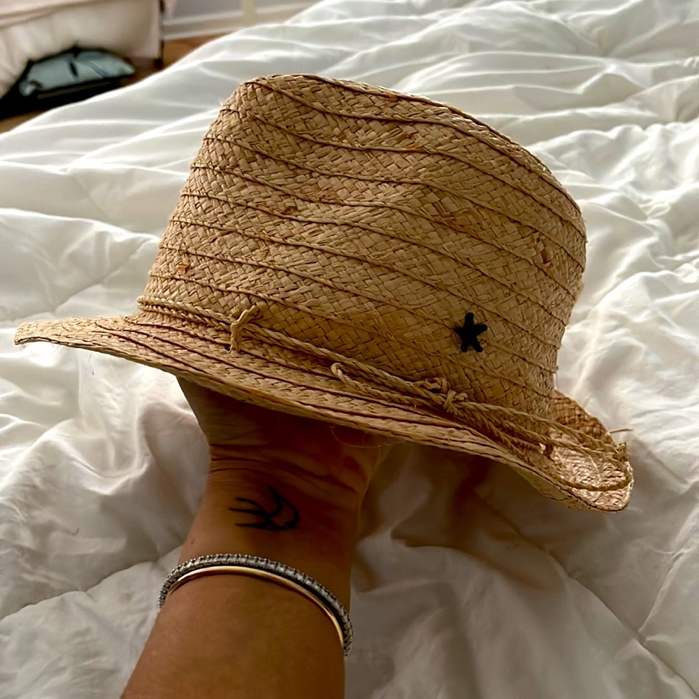 REVOLVE Women's straw bucket hat